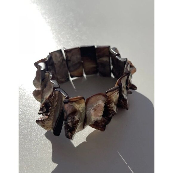 vintage Mother of pearl chunk Stretch Wire Bracelet Natural Boho Western Sz 7.5" - Picture 2 of 10